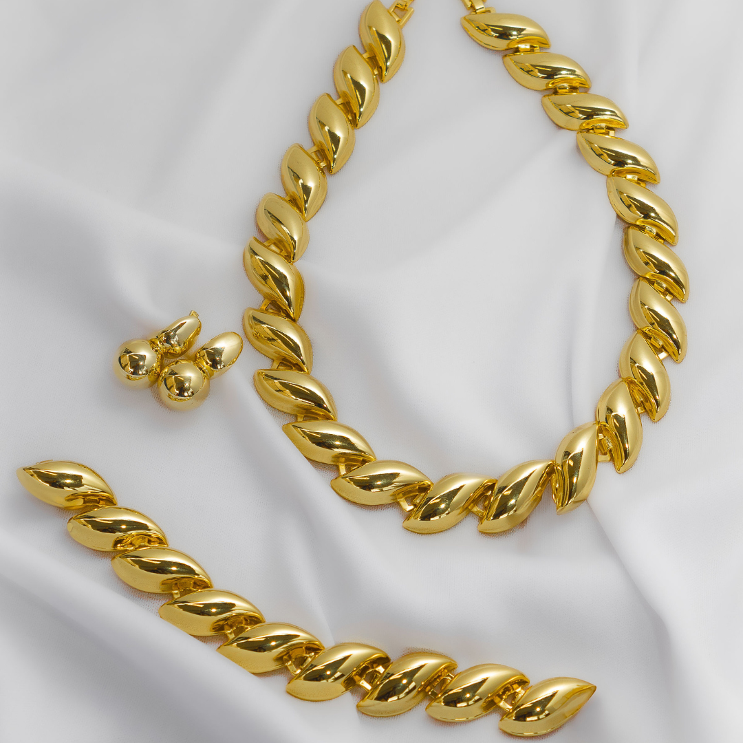 Timeless Gold Treasures