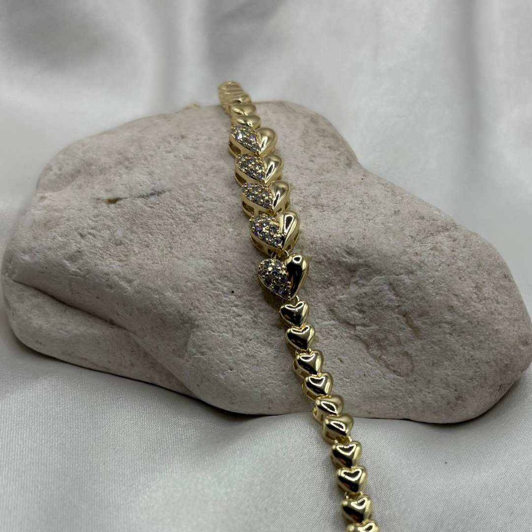 Pulsera de corazones