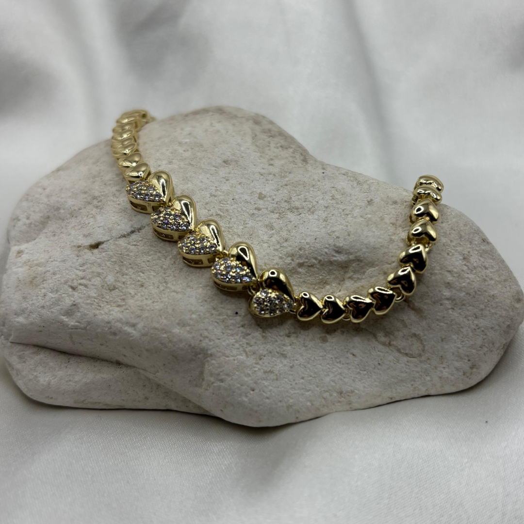 Pulsera de corazones