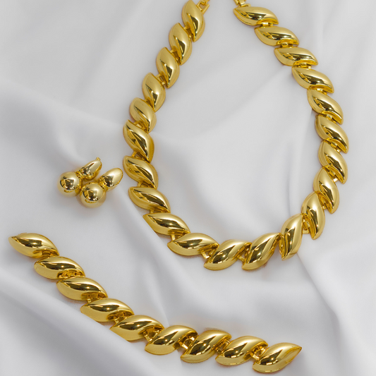 Timeless Gold Treasures