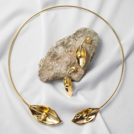 Tropical Leaf Elegance Set