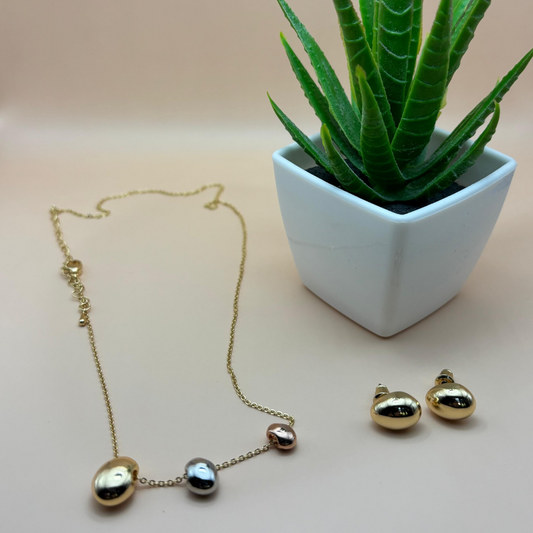 Tri-Color Gold Elegance