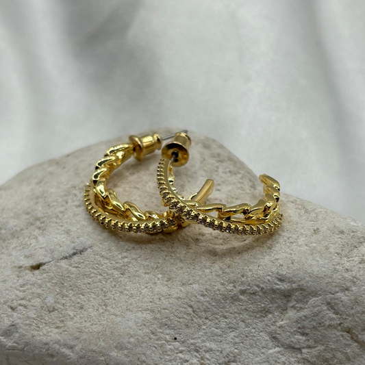Aretes Grapas Torcidos